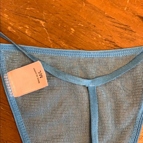 Victoria’s Secret top with two V-strings - Picture 6 of 8